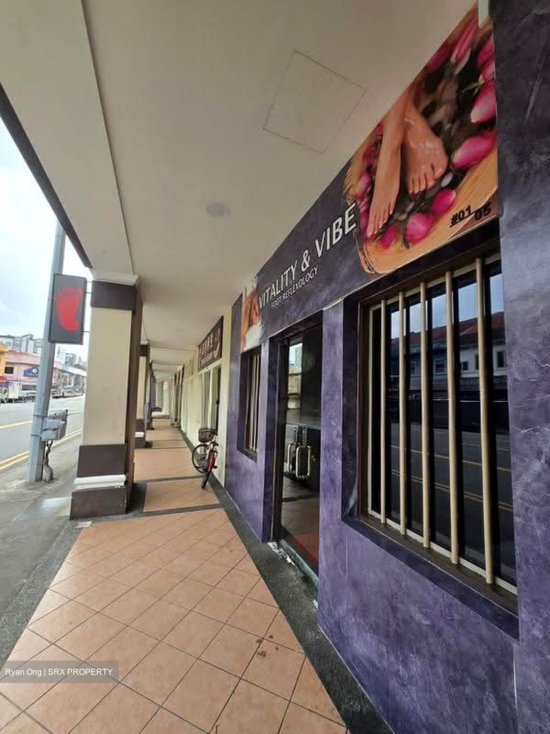 The Arizon (D14), Retail #639809311